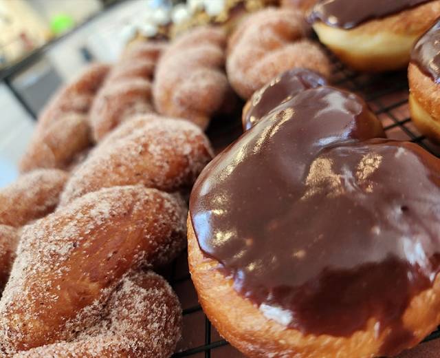 Lincoln City Donuts and Coffee