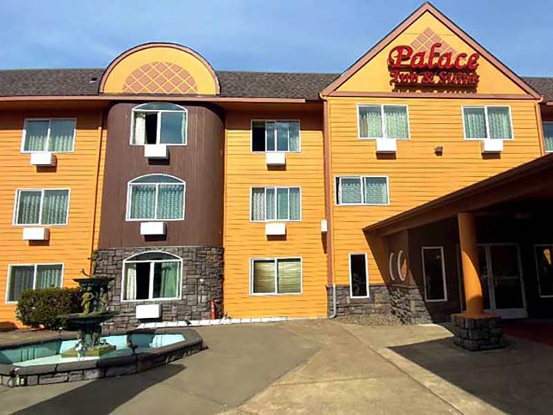 Palace Inn & Suites