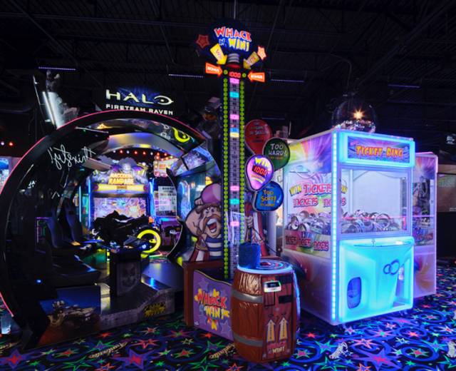 Funtastic Arcade & Claw City