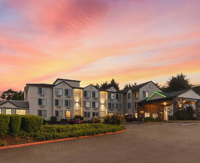 Ashley Inn & Suites